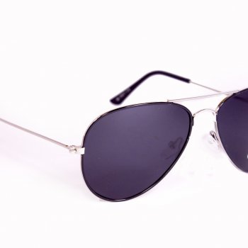 Очки детские polarized в черной оправе 971-1