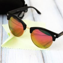 Очки в футляре polarized F8910-3
